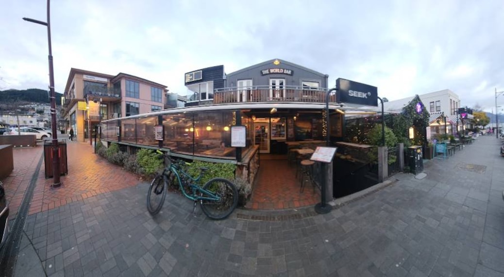 Queenstown_The_World_Bar_7
