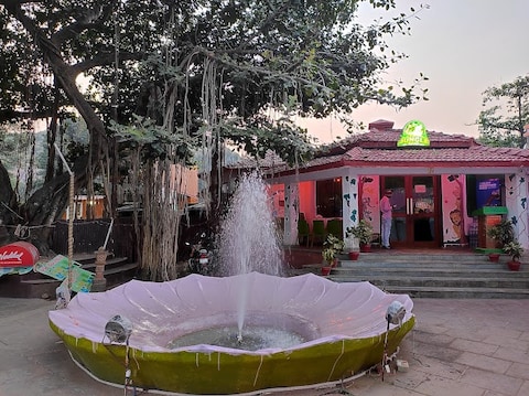 Jungle Restaurant