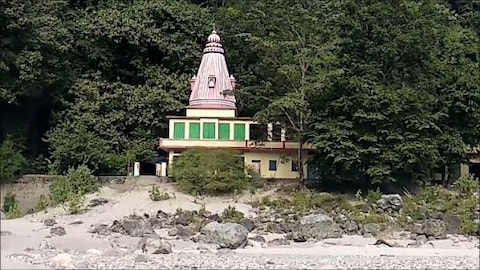 Vashishtha Guha Temple 