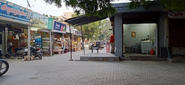 Sector_14_Market_1