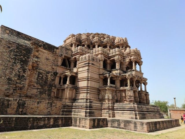 Gwalior_fort_in_gwalior_2