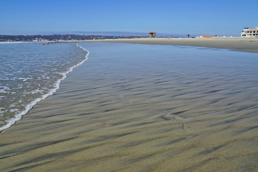 San_Diego_Breakers_Beach_5