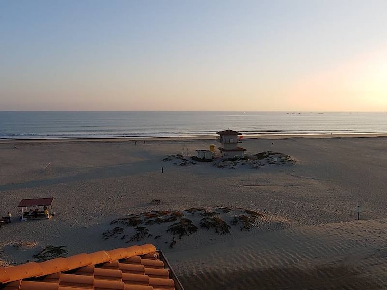 San_Diego_Breakers_Beach_7