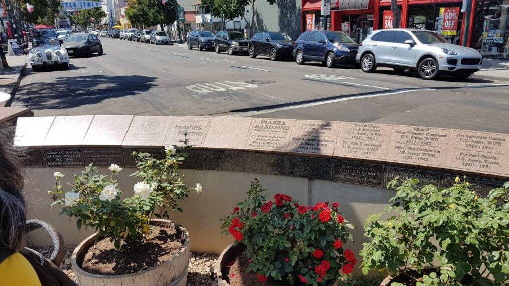 San_Diego_Piazza_Basilone_9