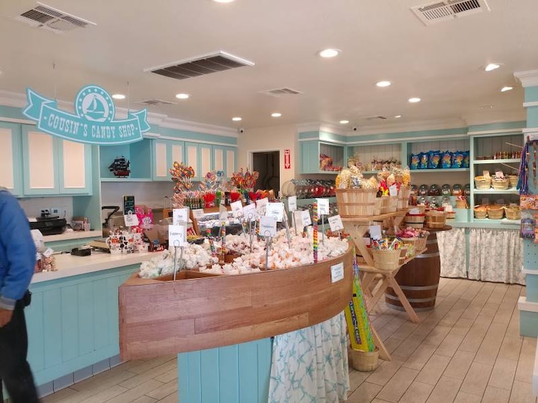 San_Diego_Seaport_Village_5