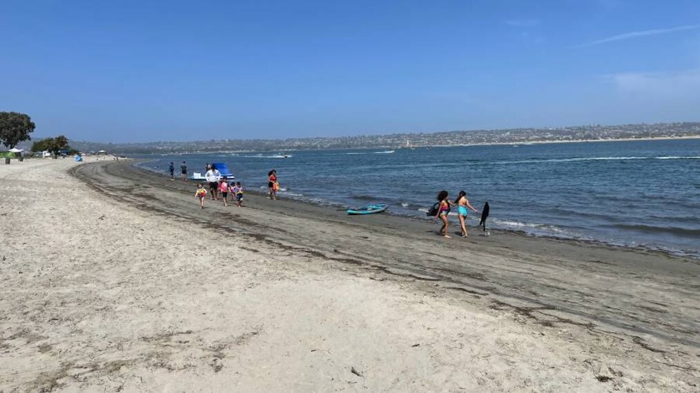 San_Diego_Ski_Beach_9