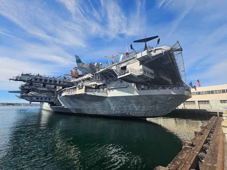 San_Diego_USS_Midway_Museum_2