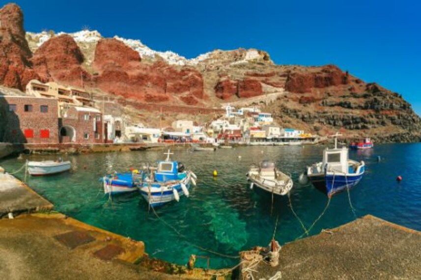 santorini_amoudi_bay