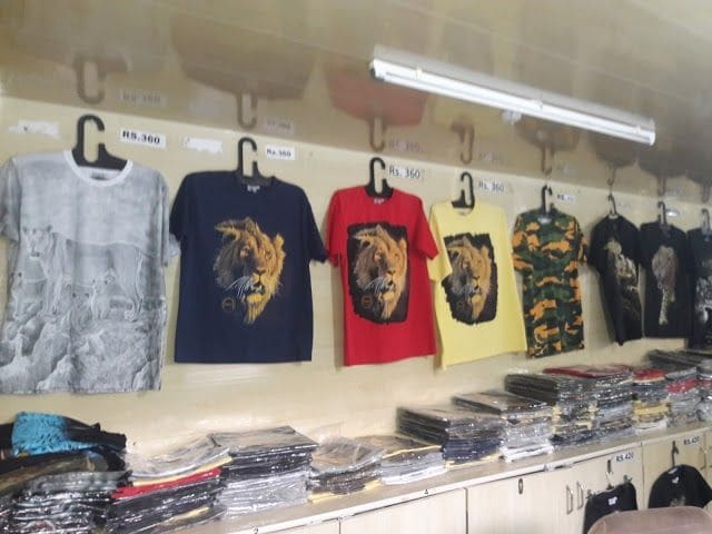 The Gir Souvenir Shop | Sasan Gir - What to Expect | Timings | Tips ...