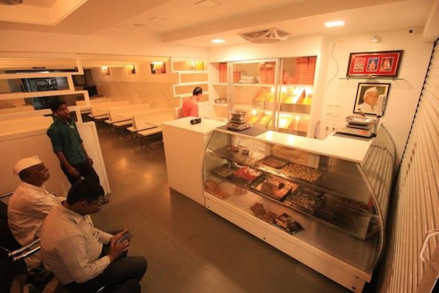 satara_hotel_chandravilas_bhuvan