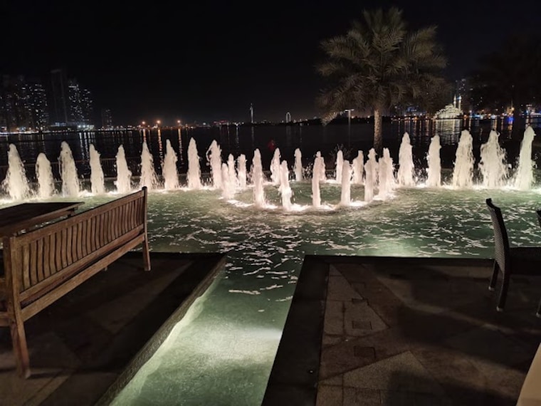 Al_Majaz_Waterfront_2