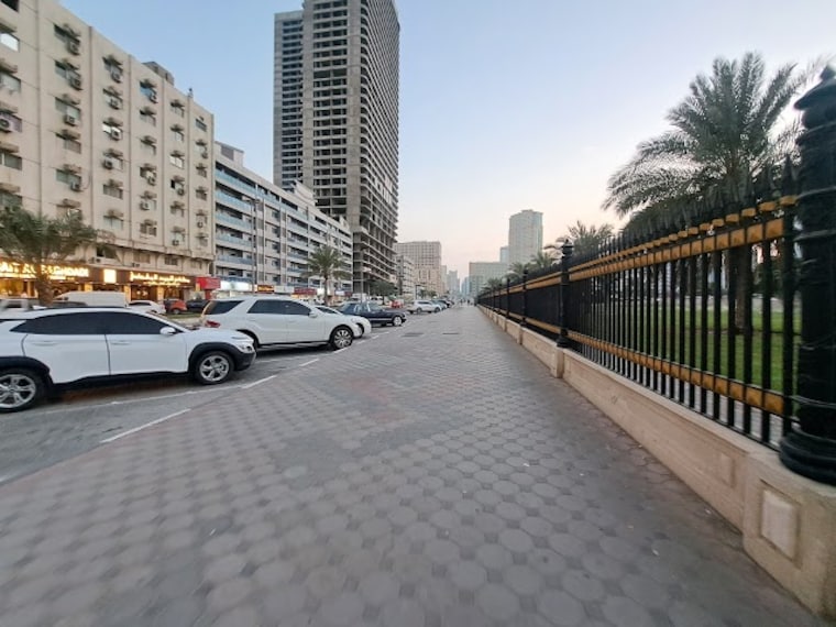 Buhaira_Corniche_3