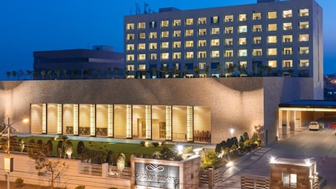 Balaji Sarovar Premiere