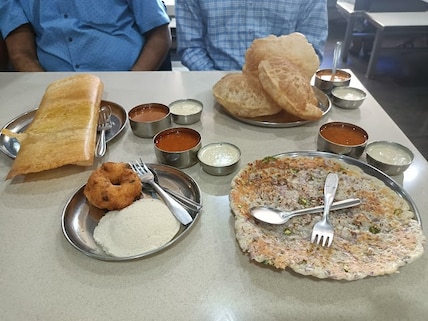Vithal Kamat Original Family Restaurant
