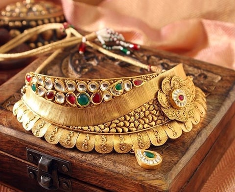 Saraf Katta