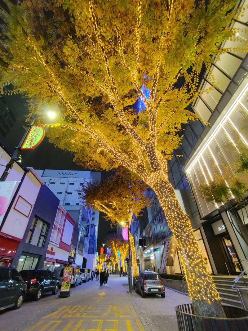 Myeongdong_Seoul_8