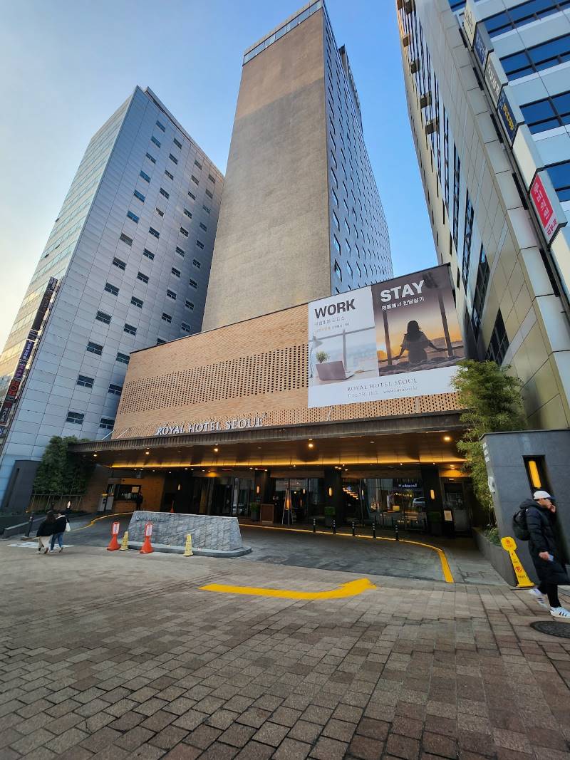 Myeongdong_Seoul_9