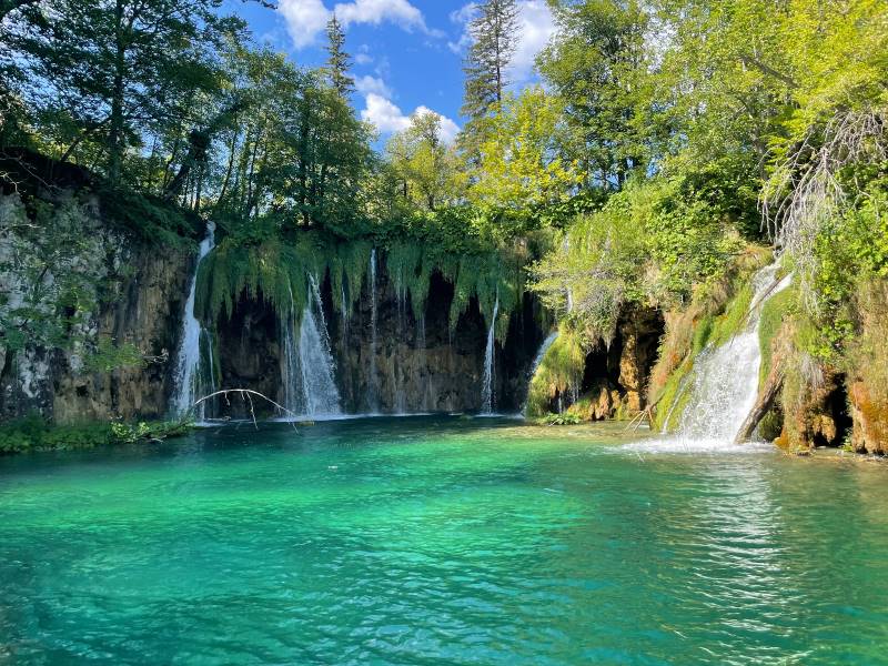 Split_Plitvice_Lakes_National_Park_1