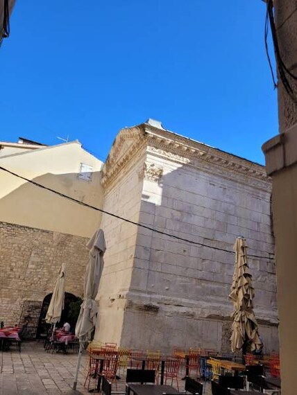 Split_Jupiters_Temple_4