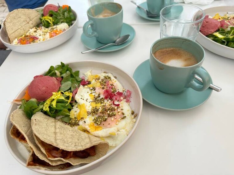 Split_Kats_Kitchen_7