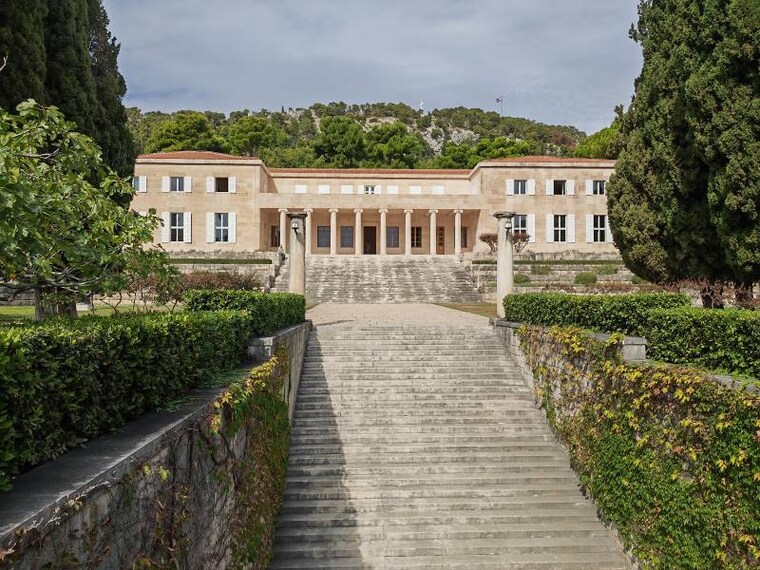 Split_Mestrovic_Gallery_2