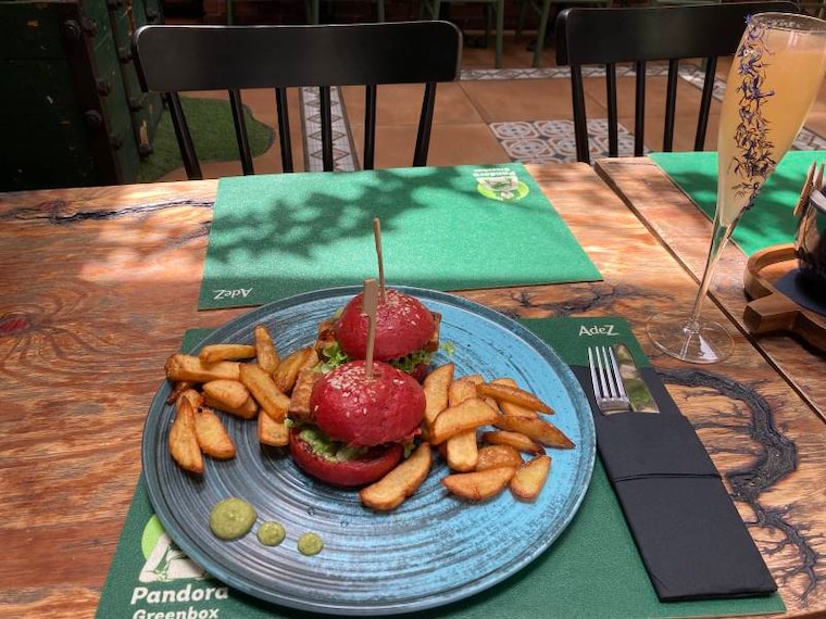 Split_Pandora_Green_Box_8