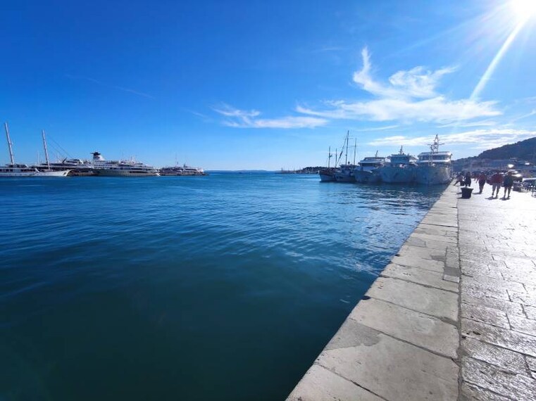 Split_Peoples_Squares_8