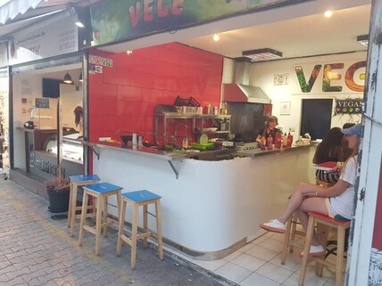 Vege Vegan Street Food Restaurant