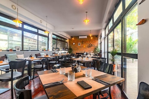 sug Restaurant