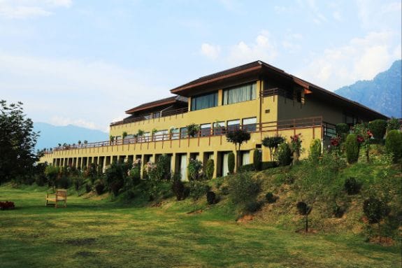 srinagar_vivanta_dal_view_by_taj_3