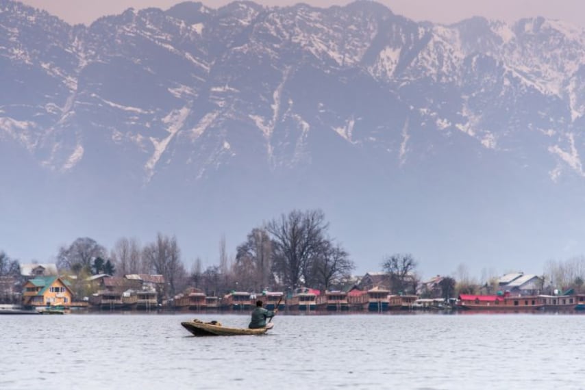nigeen_lake_1