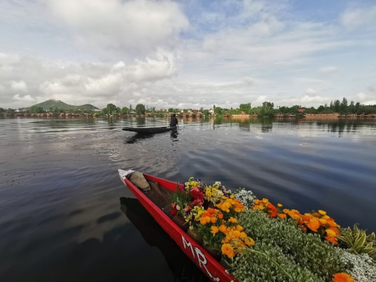 nigeen_lake_3