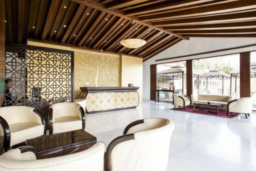 srinagar_rk_sarovar_portico_3