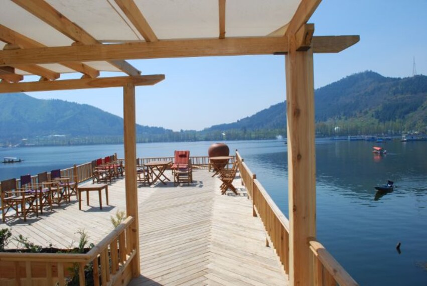 srinagar_sukoon_houseboat_1