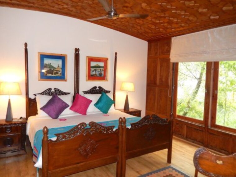 srinagar_sukoon_houseboat_3