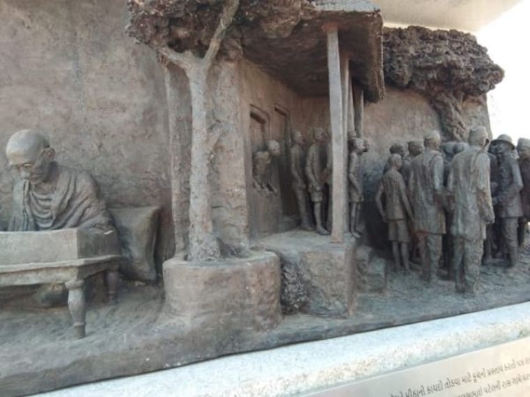 surat_visit_dandi_village