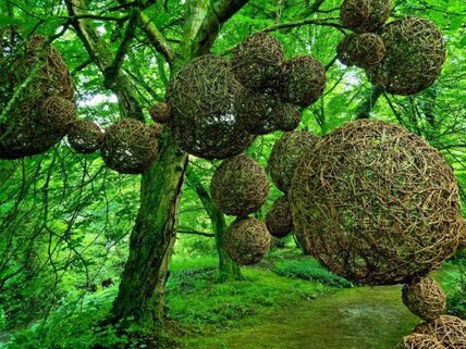 Hannah Peschar Sculpture Garden