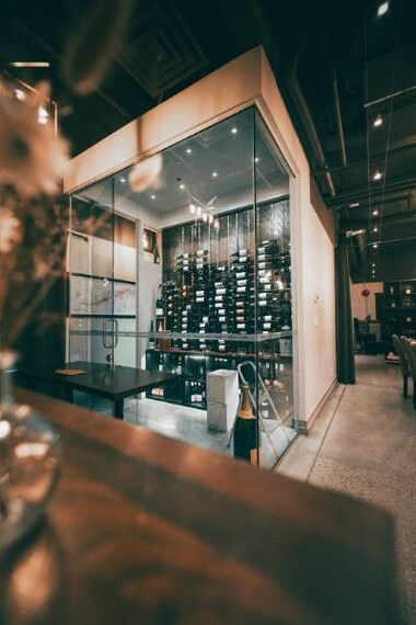 Surrey_Tap_Restaurant_1