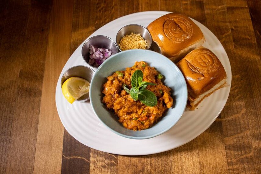 Surrey_The_Black_Room_Surrey_6