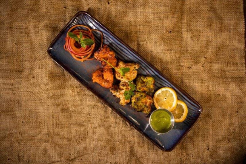 Surrey_The_Black_Room_Surrey_7