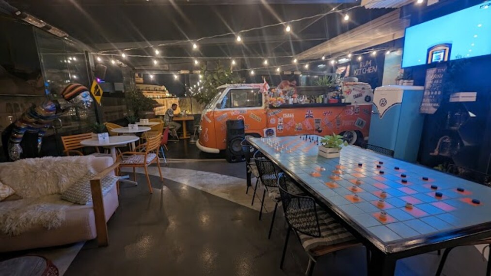 Rum_Roof_Kitchen_Bar_2