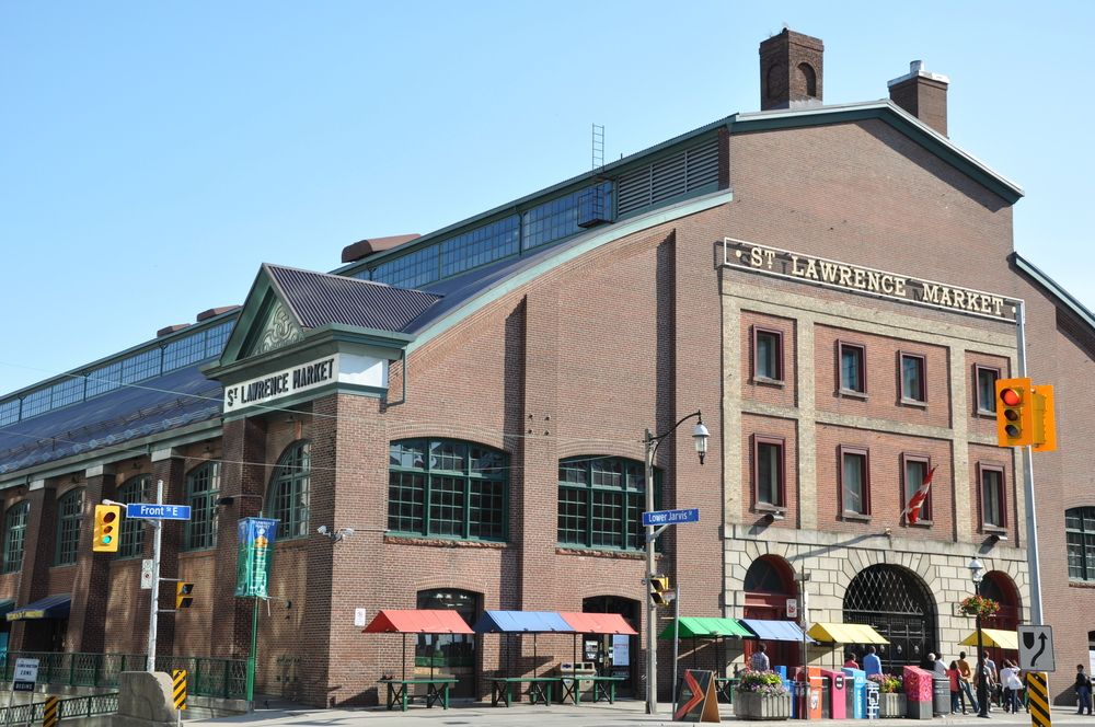 st-lawrence-market-toronto-4