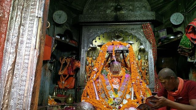 Ayodhya_Hanuman_garhi_fort_2