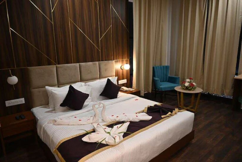 Ayodhya_Hotel_krinoscco_2