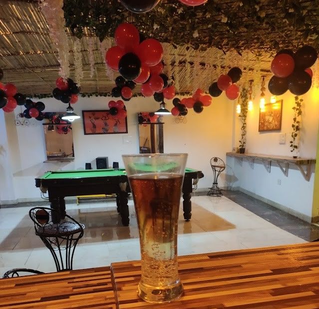 Bahadurgarh_Bamboo_hut_and_restaurant_3
