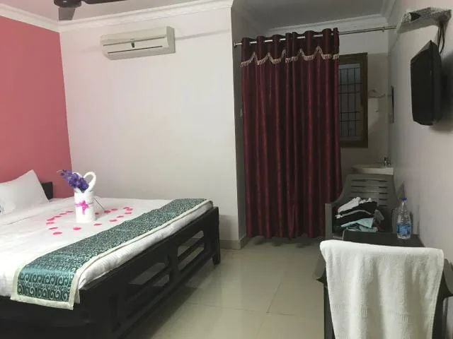 Bhadrachalam_Laxmi_venkateswara_hotel_2