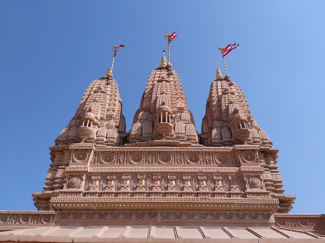 Bharuch_Baps_shri_swaminarayan_mandir_3