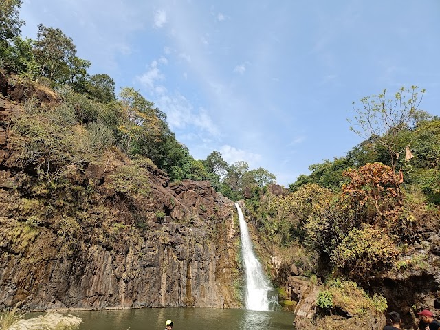Bharuch_Ninai_falls_2