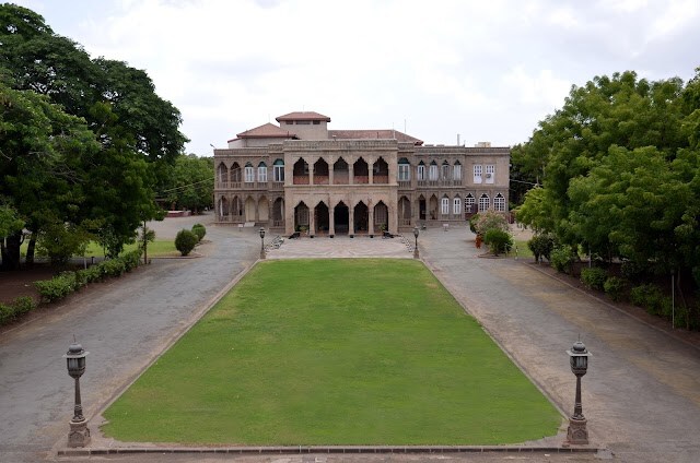 Bhavnagar_Nilambagh_palace_1