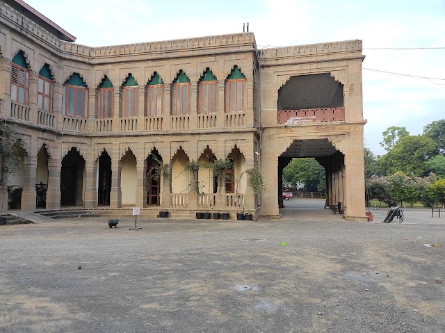 Bhavnagar_Nilambagh_palace_3